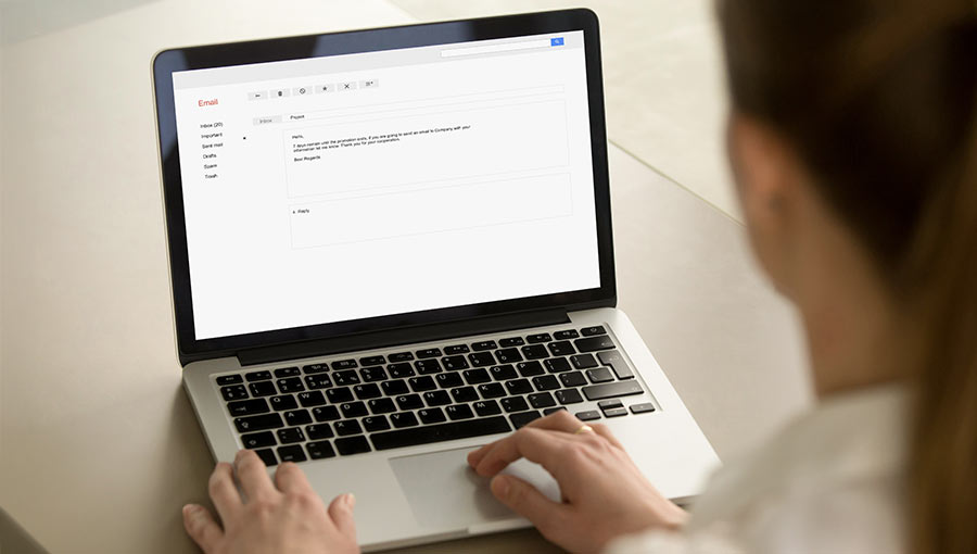 Scrivere messaggi in e-mail meglio e meno